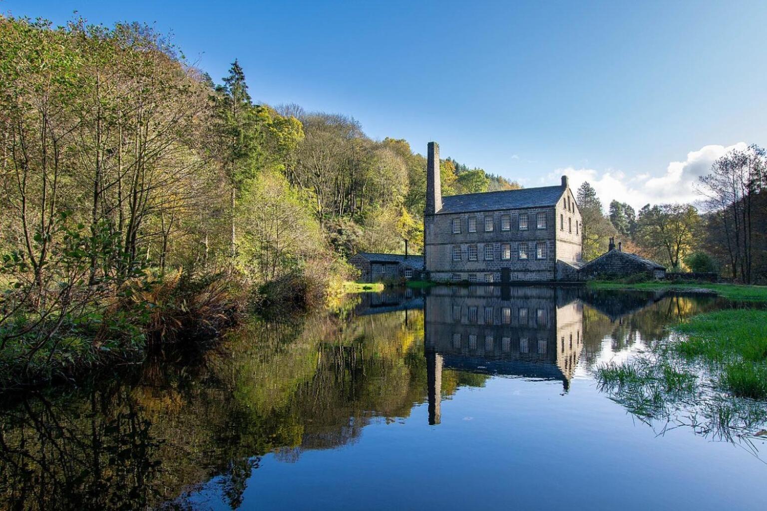 Modern River View Mytholmroyd Apartment Exterior foto